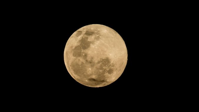 Superluna Rosa 2020