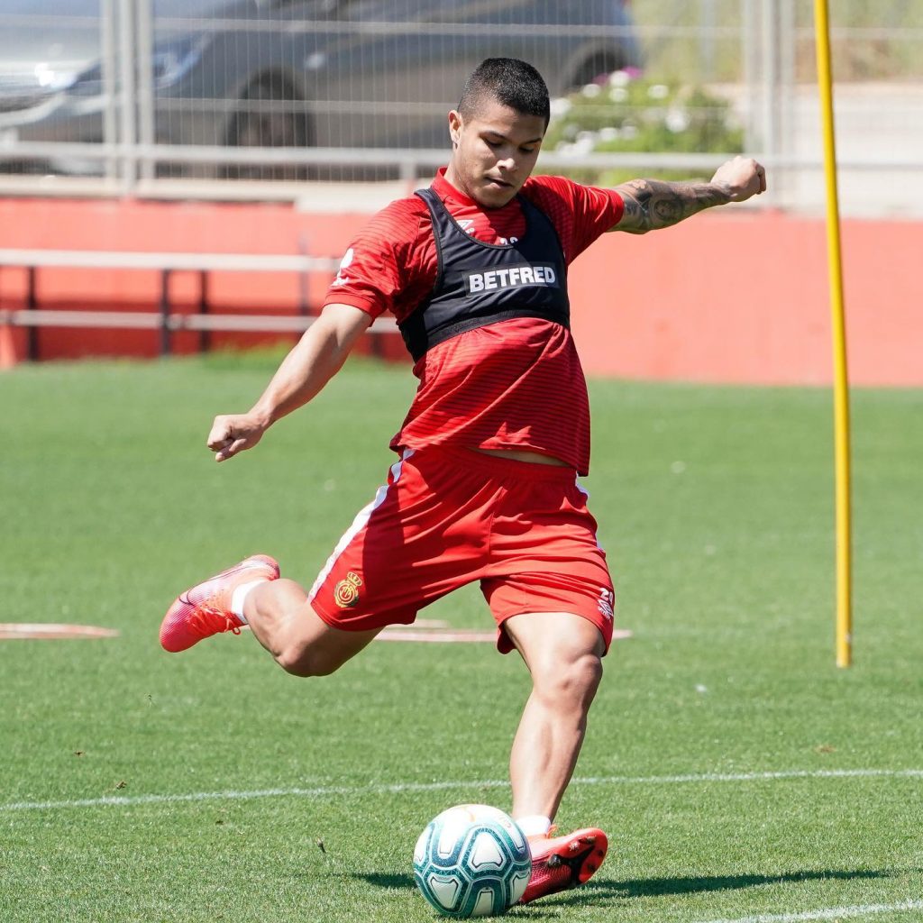 Juan Camilo Hernández, delantero del Mallorca. / FOTO: RDC MALLORCA