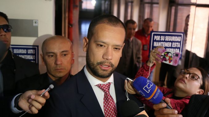 Abogado-Diego-Cadena