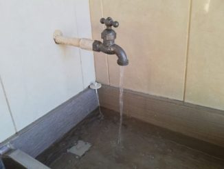 Suspencion-de-agua-en-Medellin