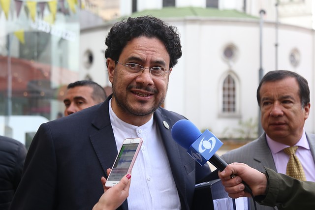 El-senador-Ivan-Cepeda