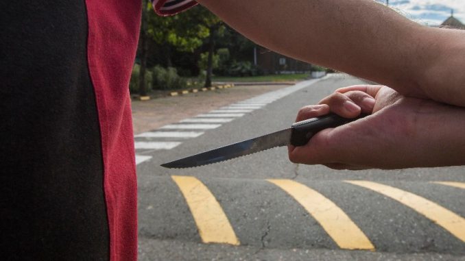 Conductor habría apuñalado a pasajero porque no tenía sencillo