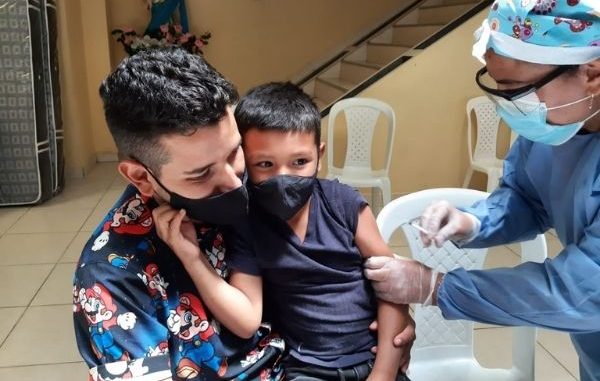 Jornada-de-vacunacion-en-Medellin