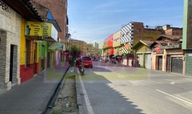 A un hombre le quitaron la vida mientras caminaba con su novia