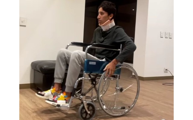 Egan Bernal silla de ruedas