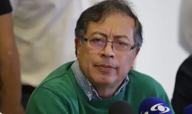El precandidato presidencial Gustavo Petro
