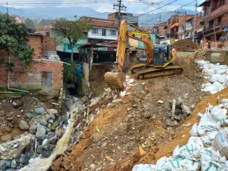 Emergencia quebrada La Madera en Bello