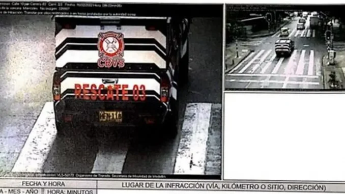 Fotomulta-a-carro-de-bomberos-de-Sabaneta