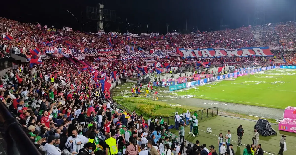 Hinchas medellín