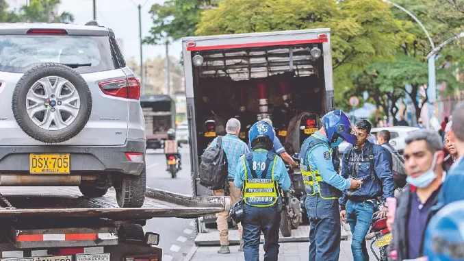 Pico y placa, lunes, movilidad, Medellín, Tránsito, norma, reglas, vías, comparendos, Q’Hubo Medellín, noticias movilidad, Q’Hubo de hoy