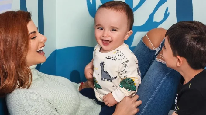 Carolina-Cruz-y-sus-hijos-Matias-y-Salvador
