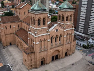 Catedral-Metropolitana-de-Medellin