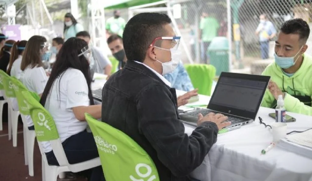 Ofertas en la Agencia de Gestión y Colocación de Empleo de Comfenalco Antioquia. /FOTO: ARCHIVO.
