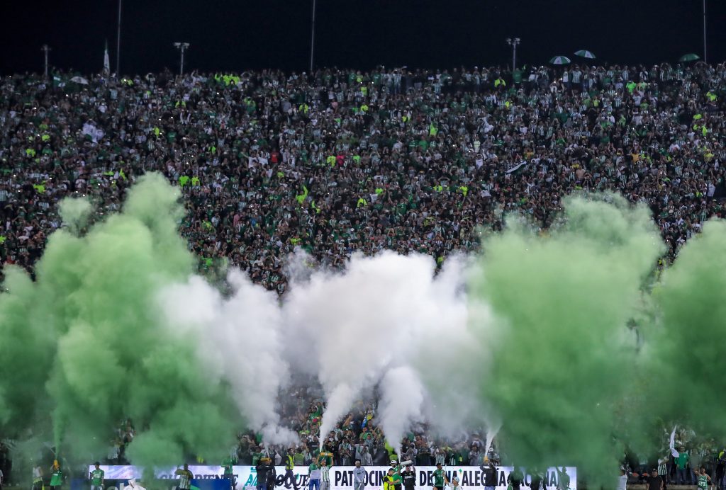 Hinchas Atlético Nacional - Atanasio Girardot.