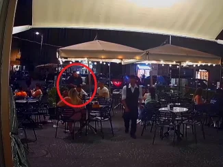 El delincuente intimidó a la víctima