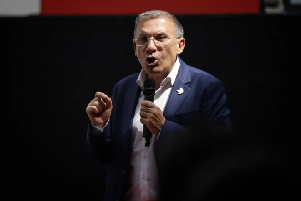 Roy-Barreras-fue-criticado-por-Sergio-Fajardo