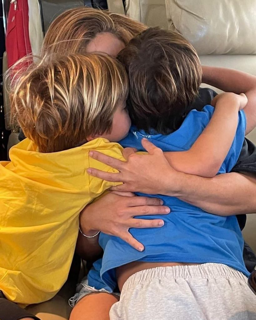 Shakira y sus hijos. 