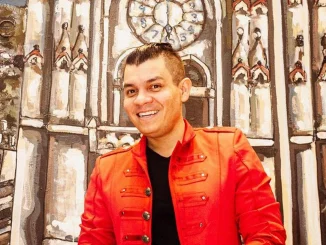 El artista le alegró la vida a un mesero colombiano.