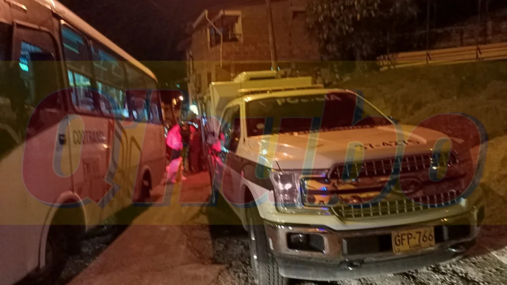 Las autoridades no reportaron personas capturadas.