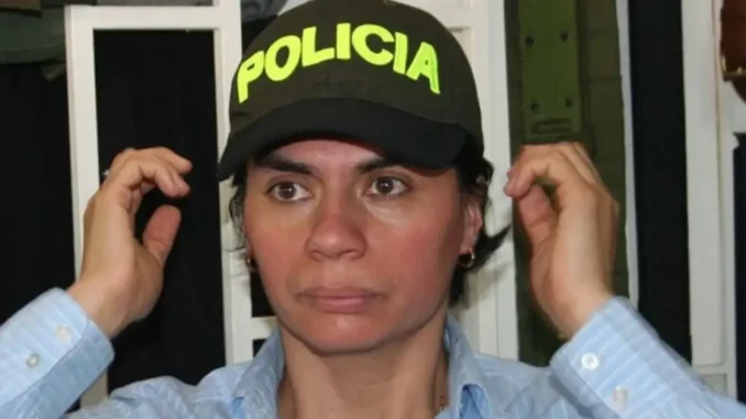 Coronel-Sandra-Mora-Fondo-Rotatorio