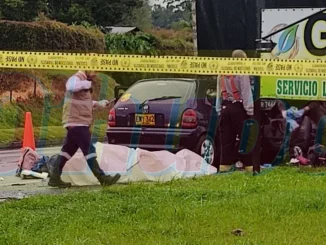 El hombre y la mujer murieron en el sitio.