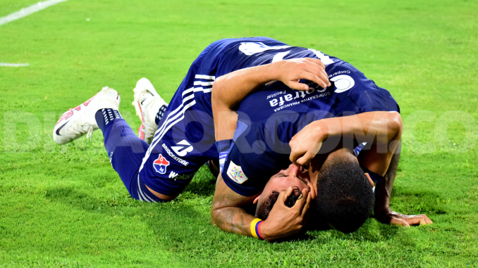 Celebración del DIM en el partido de ida.