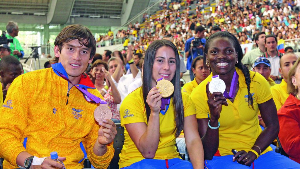 Medallista olímpico junto a Mariana Pajón y Katherine Ibargüen en Londres 2012. / FOTO: CORTESÍA.