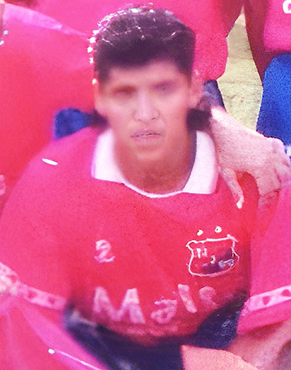 Entre 1993 y 1994, Édgar Méndez fue futbolista del DIM. También estuvo en Deportivo Rionegro, Deportivo Antioquia y Fiorentina del Caquetá.