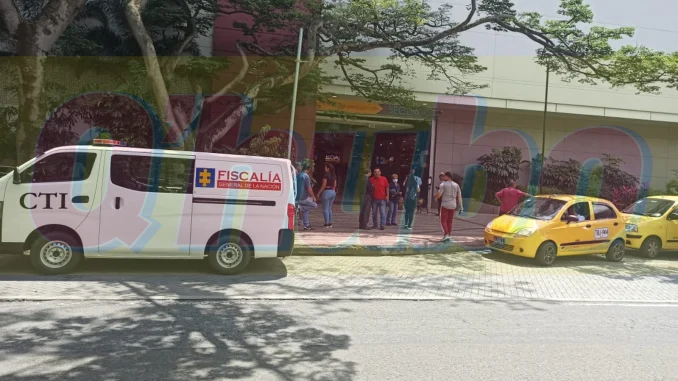 Ambos adolescentes terminaron heridos.