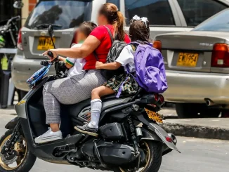Regularian-edad-para-llevar-parrillero-en-moto