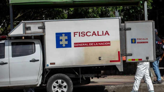 Otro seguidor resultó lesionado.