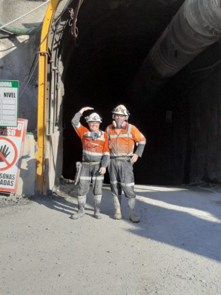 Carlos Andrés y Gregory, los héroes de esta maravillosa historia de supervivencia.
/FOTO: CORTESÍA.