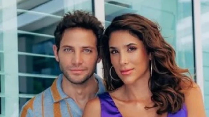 Daniela Ospina le dio el sí a Gabriel Coronel con el mar de testigo