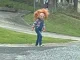 Niño Chucky causa terror en su vecindario