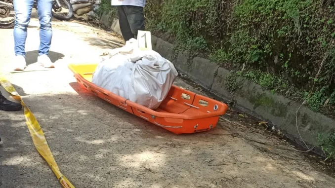 El cadáver fue encontrado en una calle del centro de Medellín.