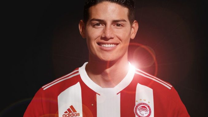 James Rodríguez con la camiseta del Olympiacos.