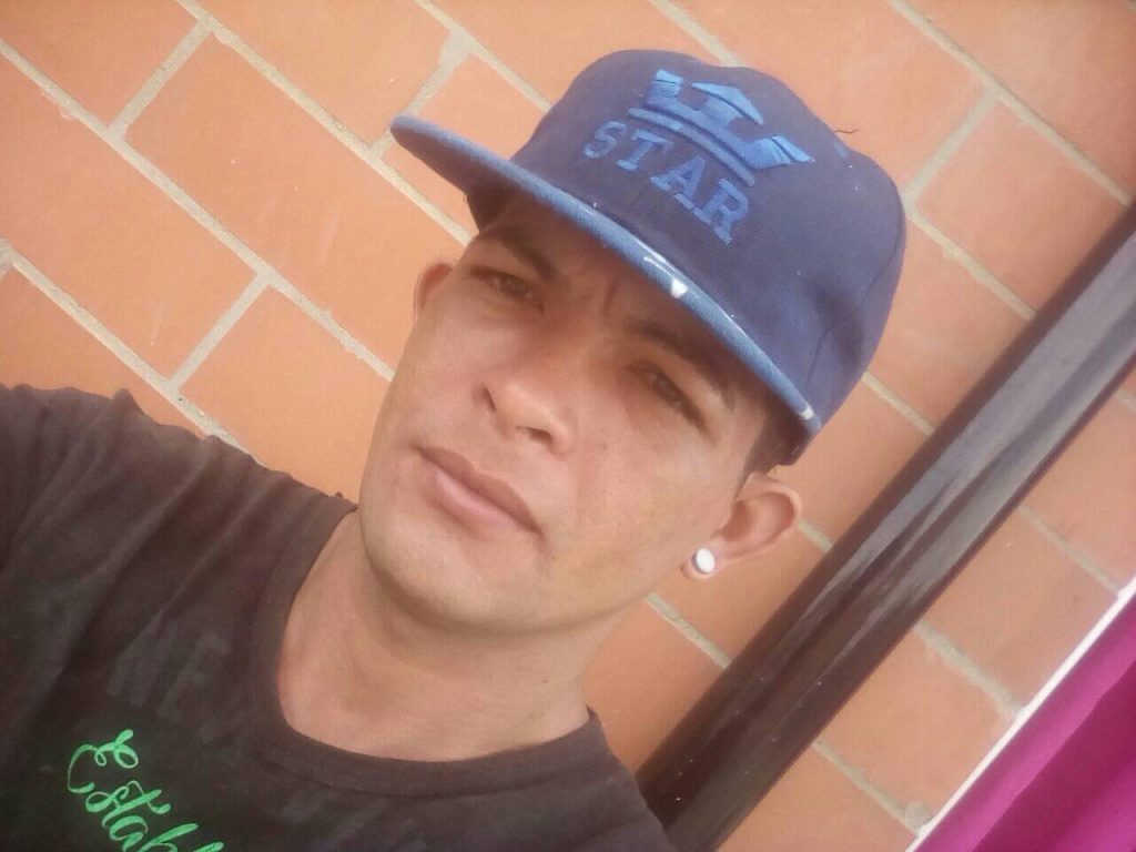 El hombre fue asesinado de madrugada en el barrio La Cruz.