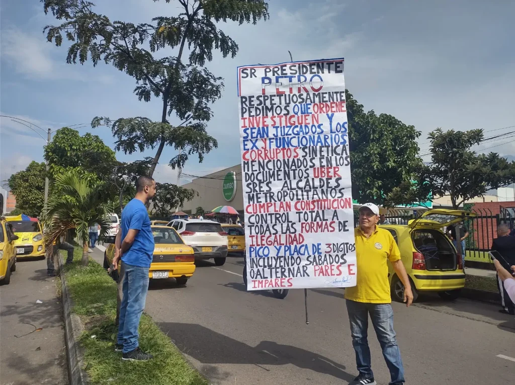 Taxistas-protesta-Medellin-3