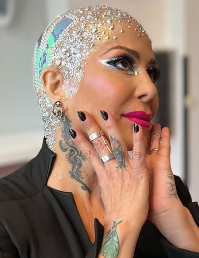 Así se ve Alejandra Guzmán a sus 54 años. /FOTOS: INSTAGRAM @laguzmanmx