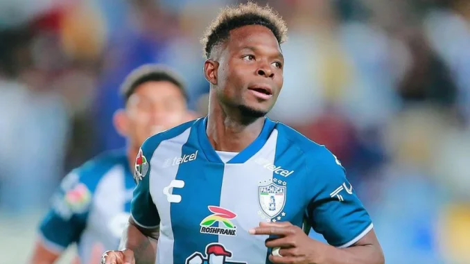 Avilés Hurtado fue víctima de racismo.