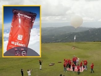 Lanzamiento globo aerostático con una bolsa de café colombiano.