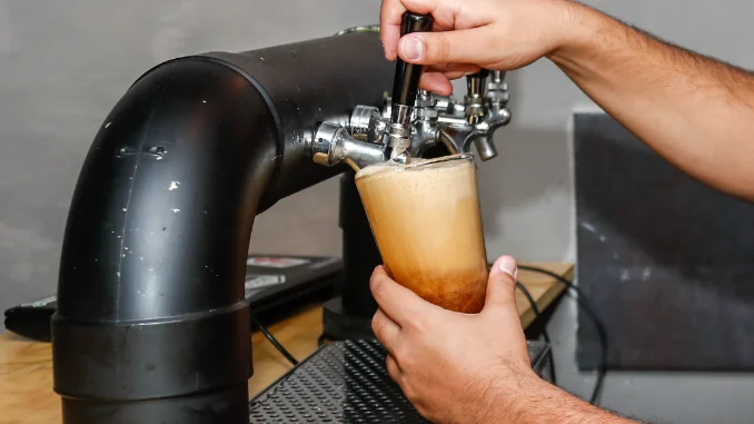 La cerveza cuesta bastante billete en Catar.