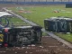 Varios asistentes quemaron carros de la polícia y causaron destrozos