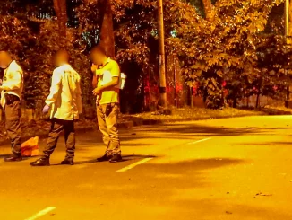 Sicarios alcanzaron a la pareja que iba en un carro y los balearon.