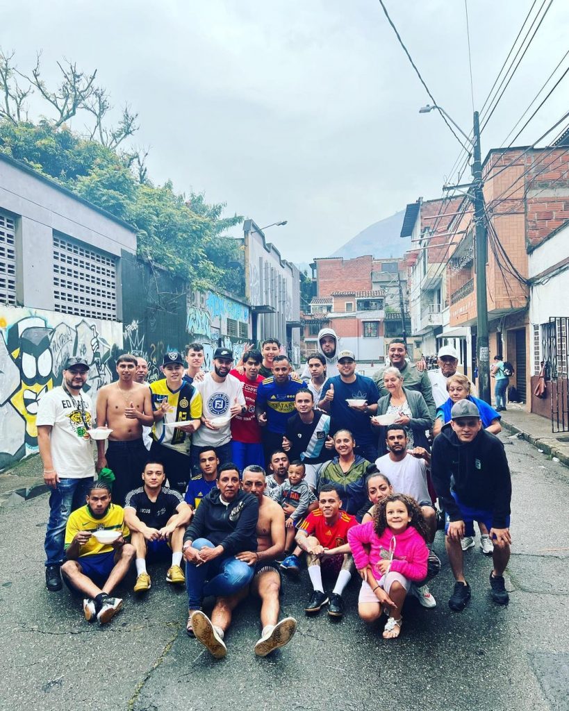 Sebastián Villa en Bello. / FOTO: INSTAGRAM. 