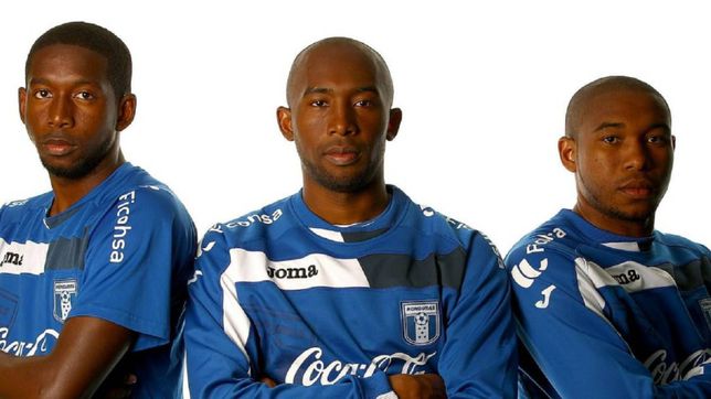 Jerry, Wilson y Jhony, los hermanos Palacio de la Selección Honduras. / FOTO: FIFA.