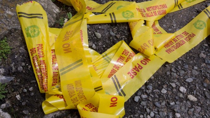 En parqueadero de Calasanz fue encontrado el cuerpo.