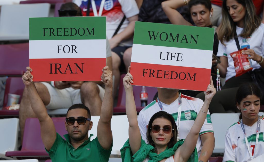 Protestas de hinchas de Irán. / FOTO: EFE. 