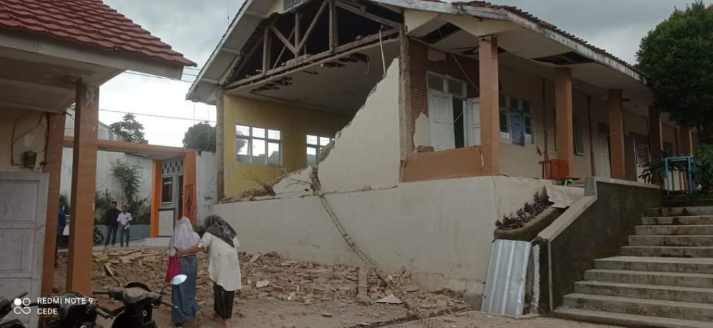 162 muertos y 700 heridos es la cifra oficial de víctimas. /FOTO: TOMADA DE LA WEB.