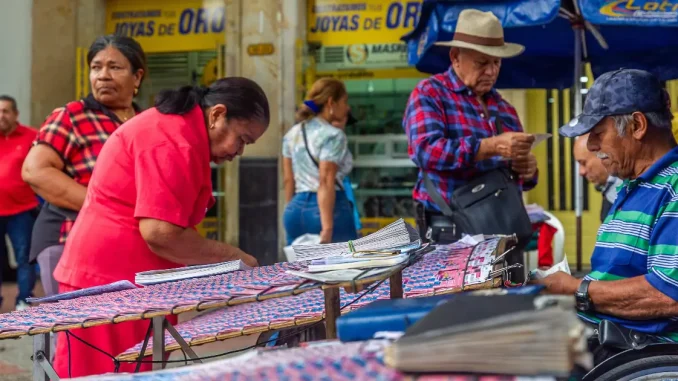 Loterías que jugaron el lunes